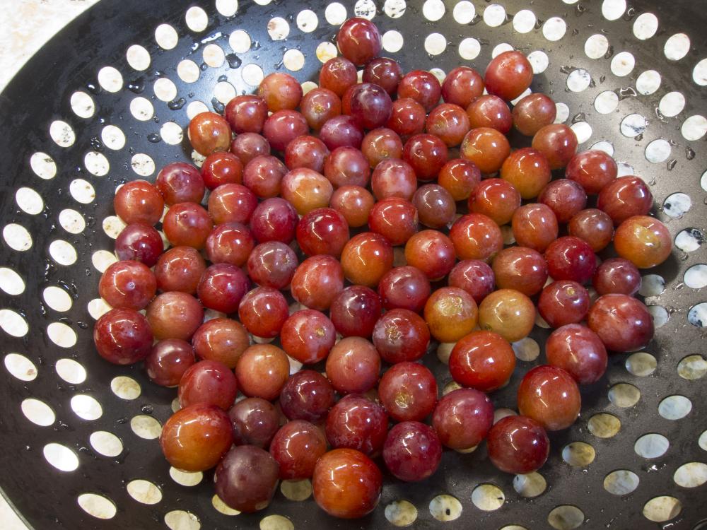 Red Grapes Ready for the Grill.jpg