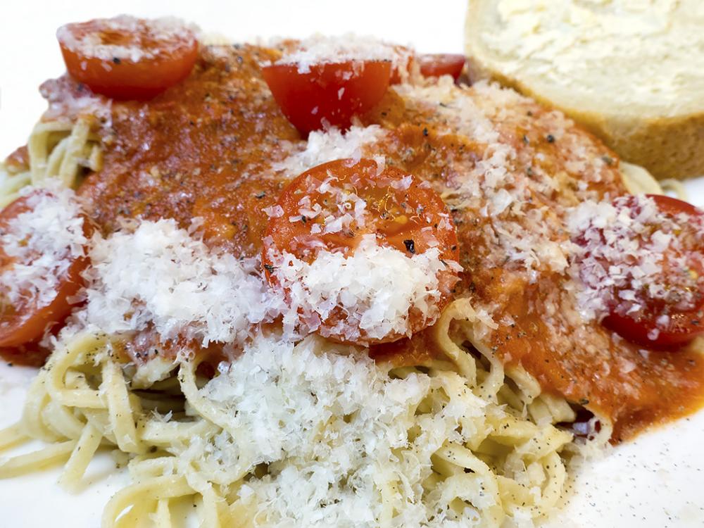 Spaghetti Close Up.jpg